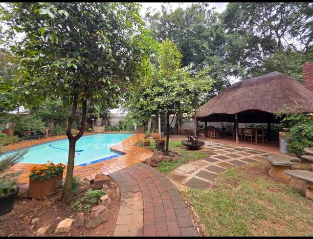 3 BEDROOM HOUSE FOR SALE IN HELIKONPARK